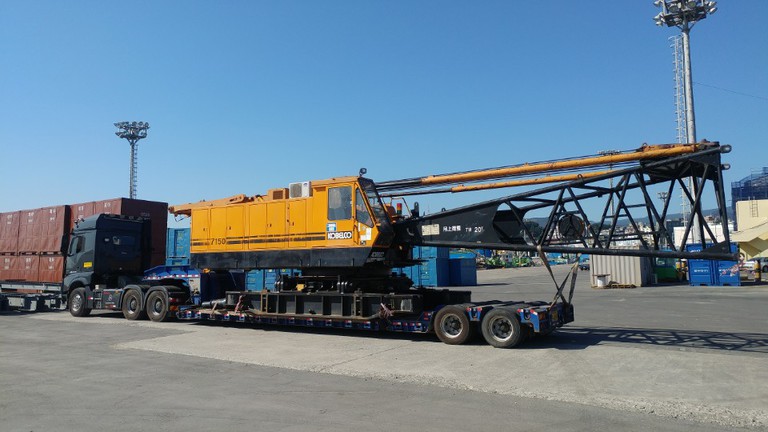 앵글 150톤 크레인