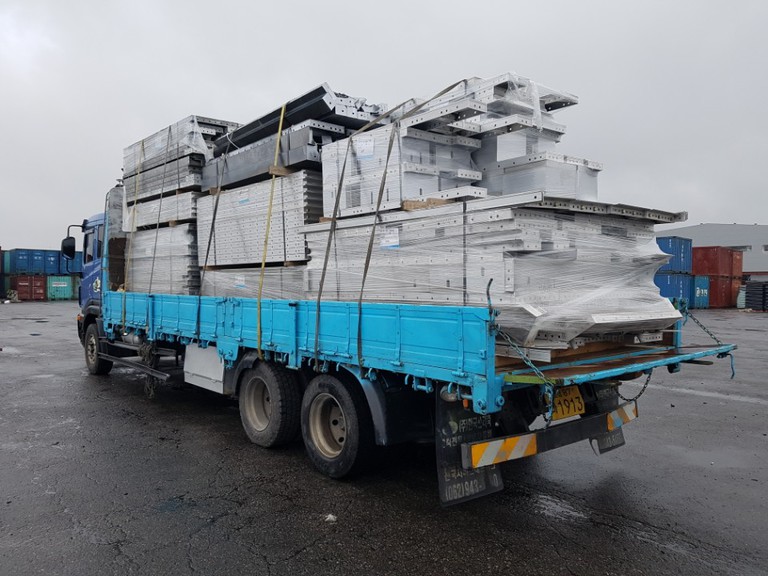 알폼 작업사진(5장)