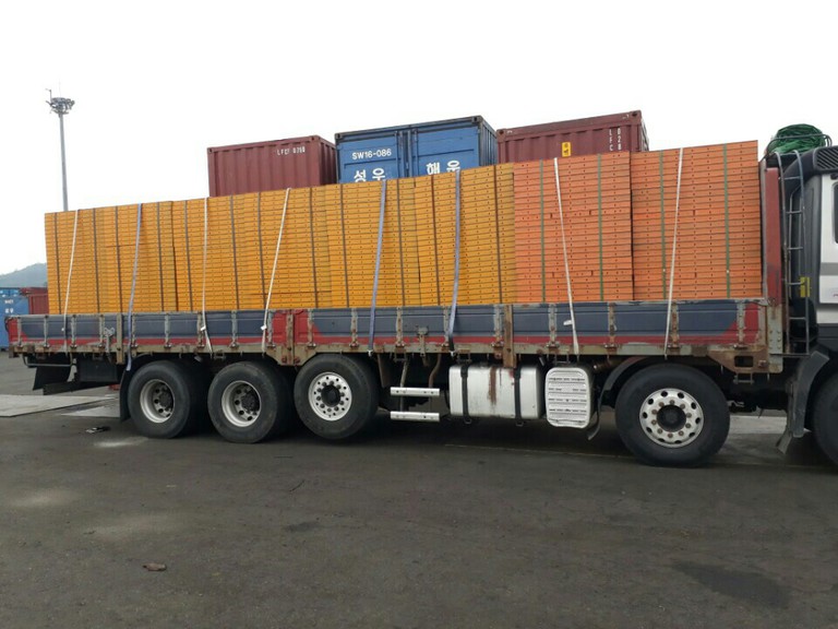 유로폼 운송사진(3장)