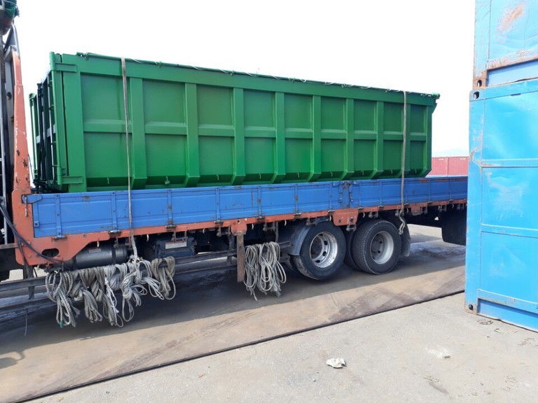 압롤박스 운송사진(4장)