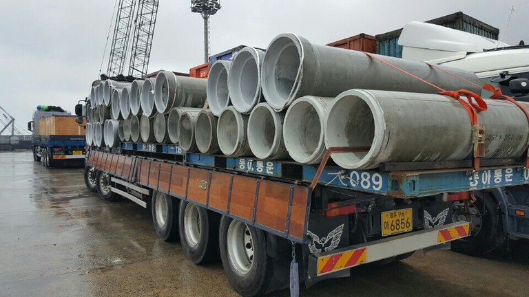 흄관 운송사진(2장)